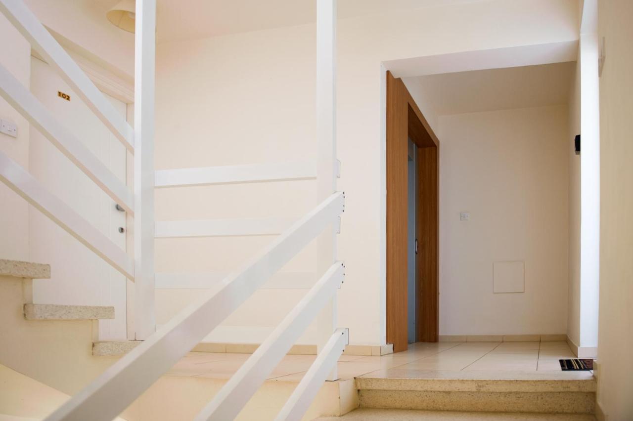 Sofia Apartment 700M Away From The Beach Paralimni Buitenkant foto